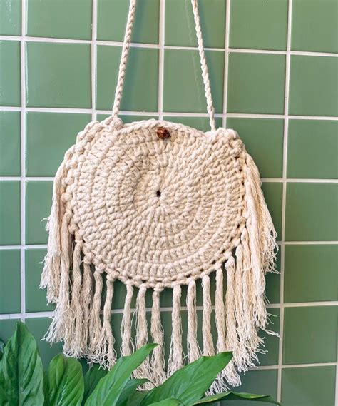 bolsa de crochê com franja